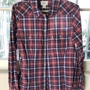 Levis Women's plaid Western-style shirt-size S/P